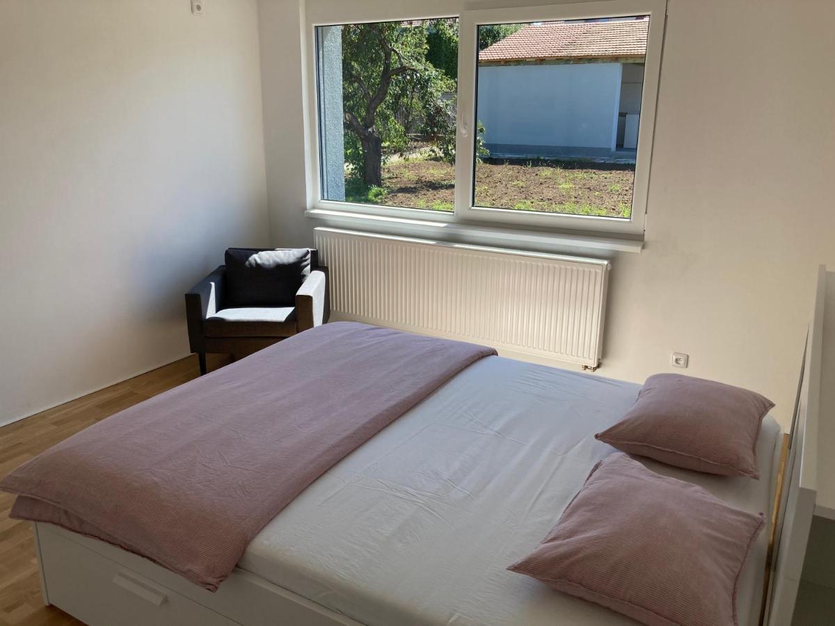Apartman Maay ฮโลโฮเวซ ภายนอก รูปภาพ